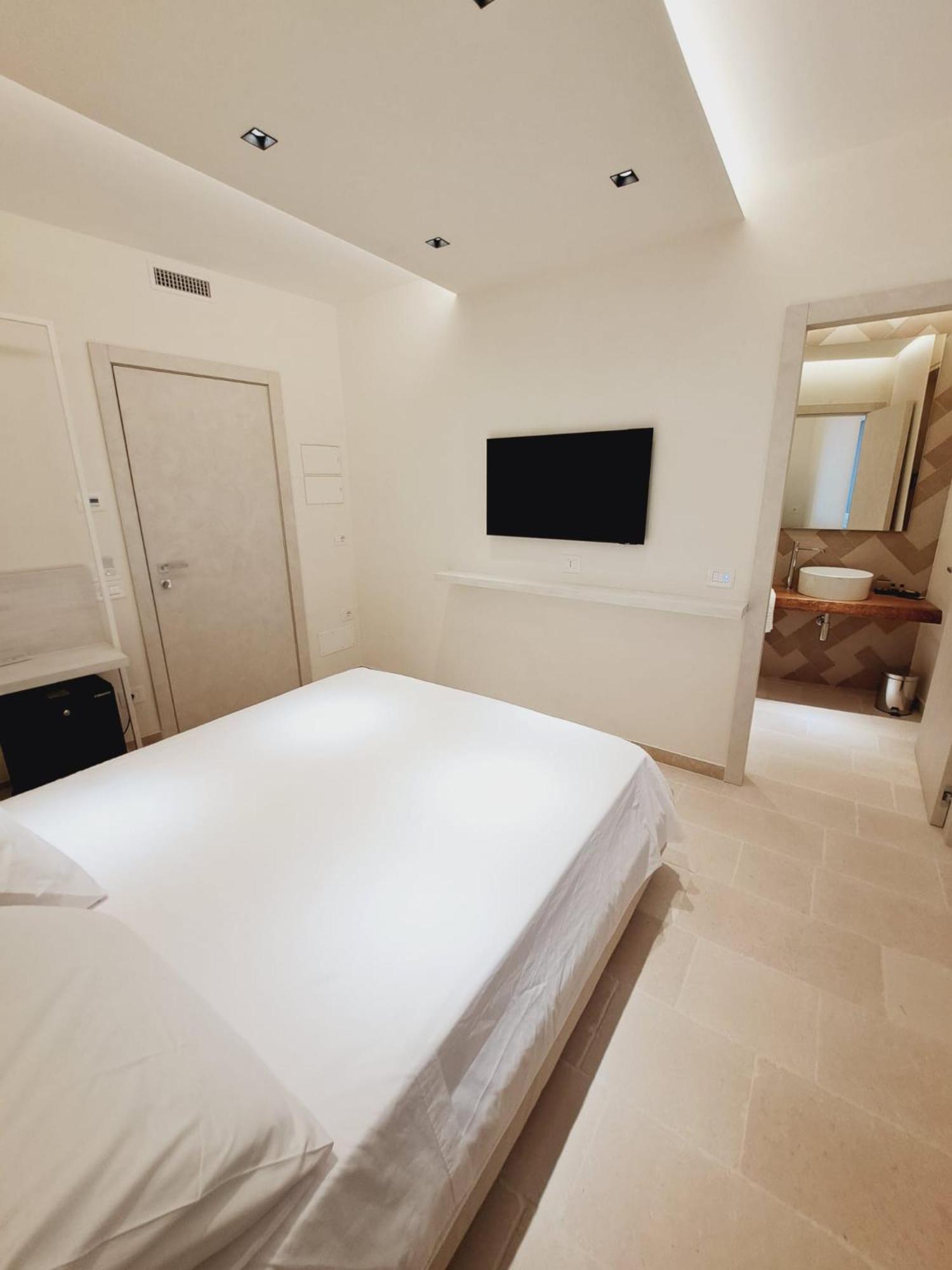 H3V Bed & Breakfast Taranto Exterior photo